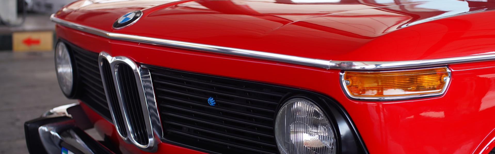 02_header_Photo_by_Pedram_Raz_on_Unsplash_cropped